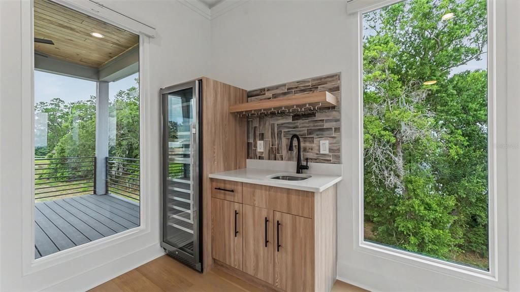 En Venta: $1,674,900 (4 camas, 3 baños, 3993 Pies cuadrados)