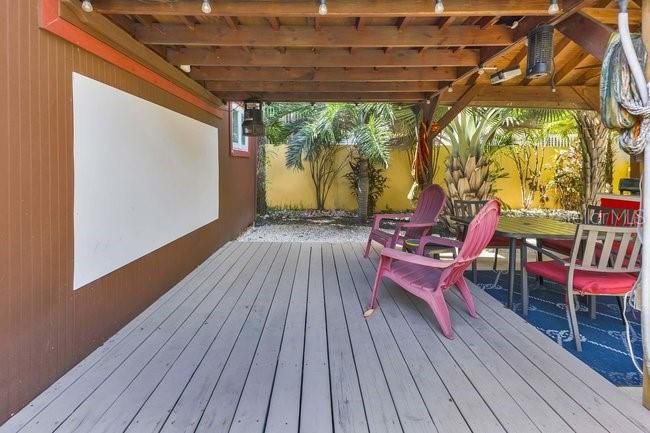 En Venta: $450,000 (3 camas, 2 baños, 1200 Pies cuadrados)