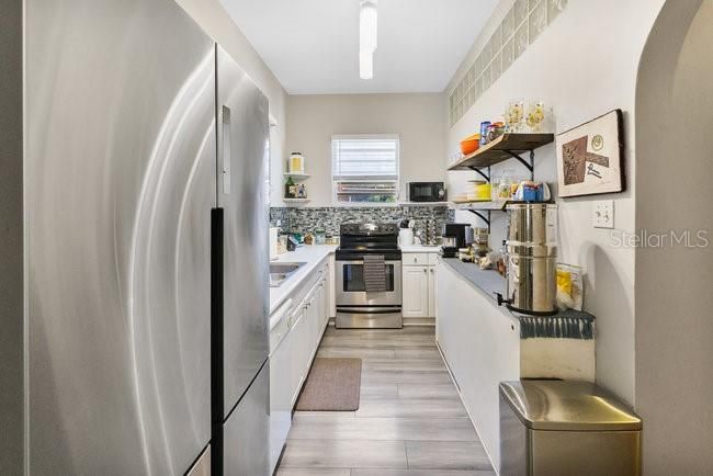 En Venta: $450,000 (3 camas, 2 baños, 1200 Pies cuadrados)