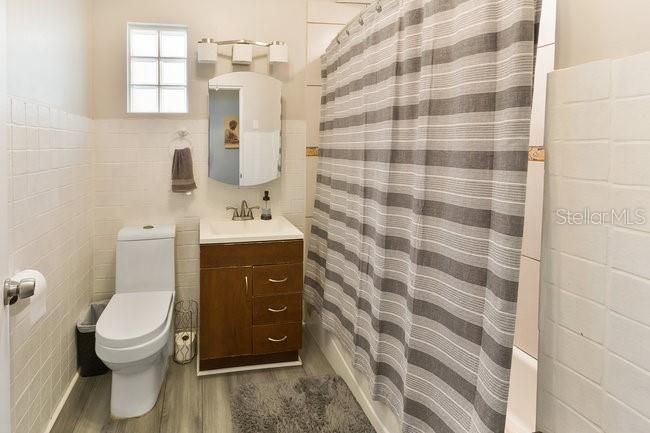 En Venta: $450,000 (3 camas, 2 baños, 1200 Pies cuadrados)