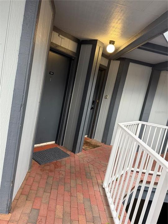 For Sale: $149,900 (1 beds, 1 baths, 675 Square Feet)
