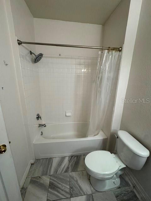 Activo con contrato: $158,000 (1 camas, 1 baños, 850 Pies cuadrados)