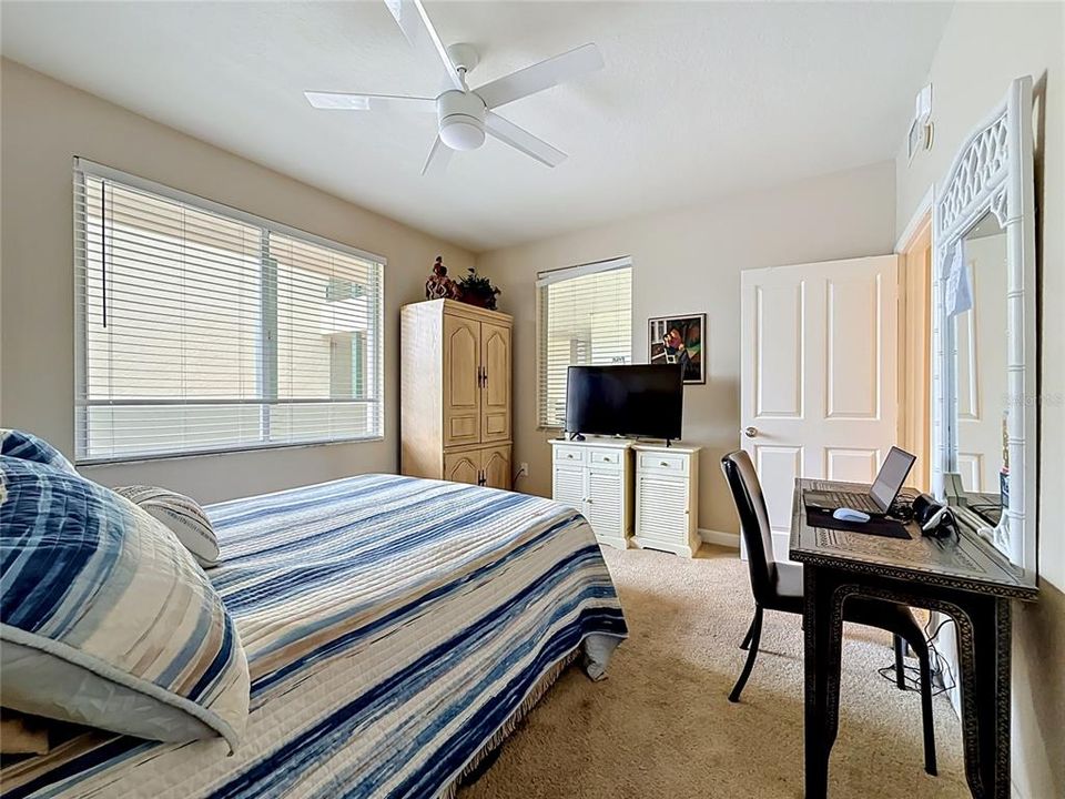 For Sale: $650,000 (2 beds, 2 baths, 1660 Square Feet)