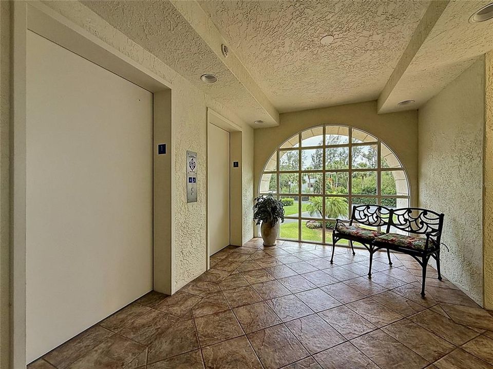 For Sale: $650,000 (2 beds, 2 baths, 1660 Square Feet)