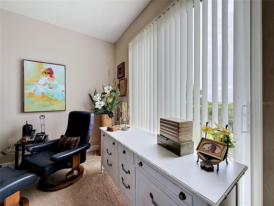 For Sale: $650,000 (2 beds, 2 baths, 1660 Square Feet)