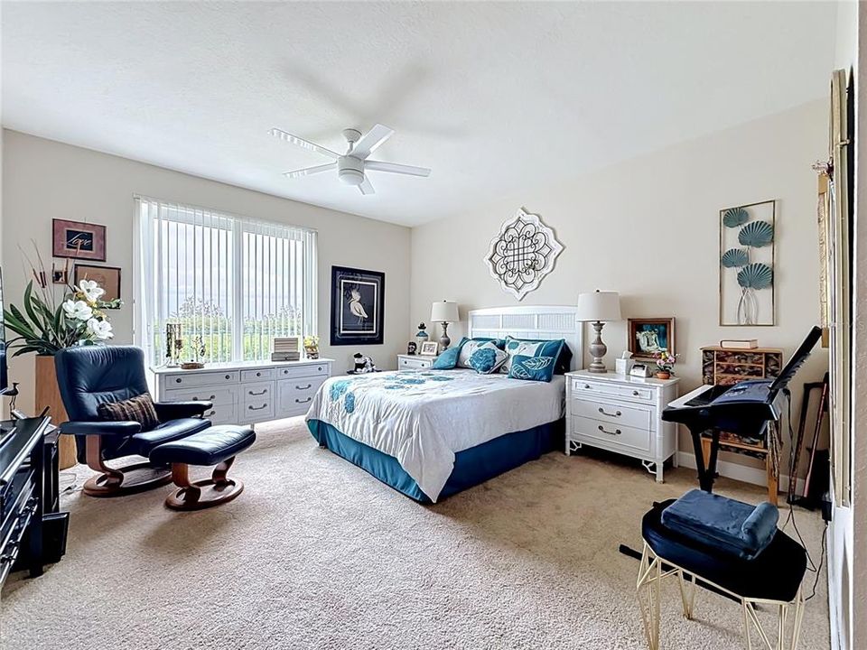 For Sale: $650,000 (2 beds, 2 baths, 1660 Square Feet)