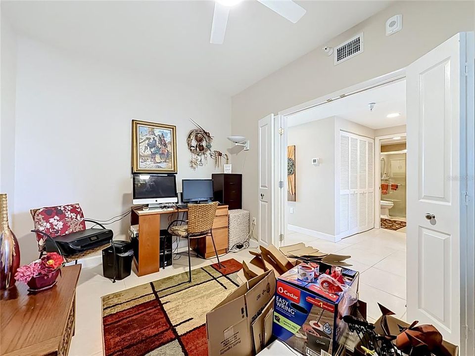 For Sale: $650,000 (2 beds, 2 baths, 1660 Square Feet)