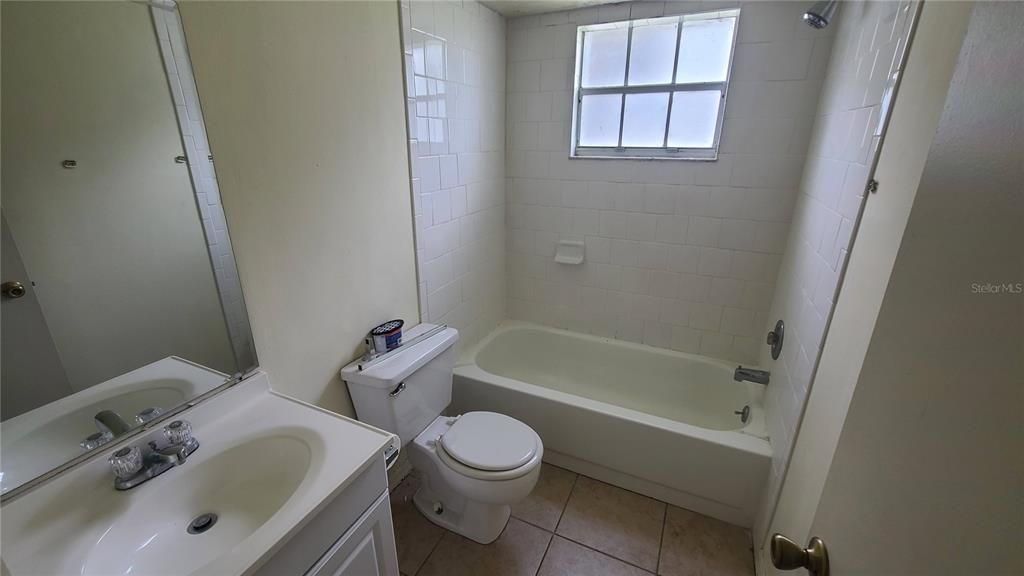 В аренду: $1,200 (2 спален, 2 ванн, 837 Квадратных фут)