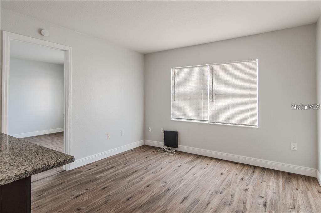 For Rent: $1,197 (1 beds, 1 baths, 525 Square Feet)