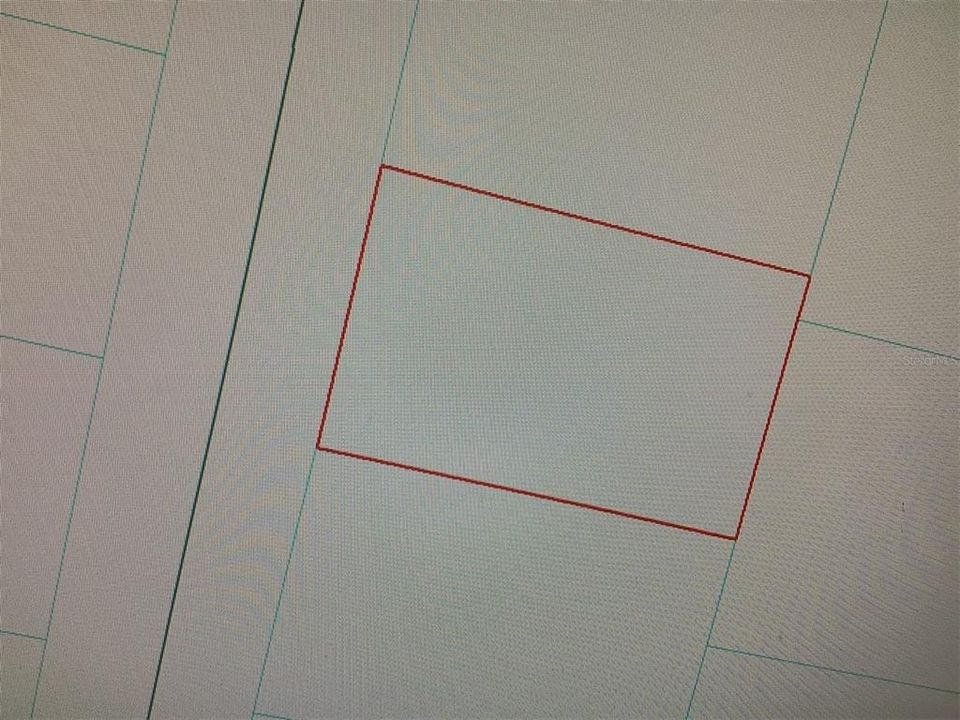 En Venta: $47,500 (0.23 acres)