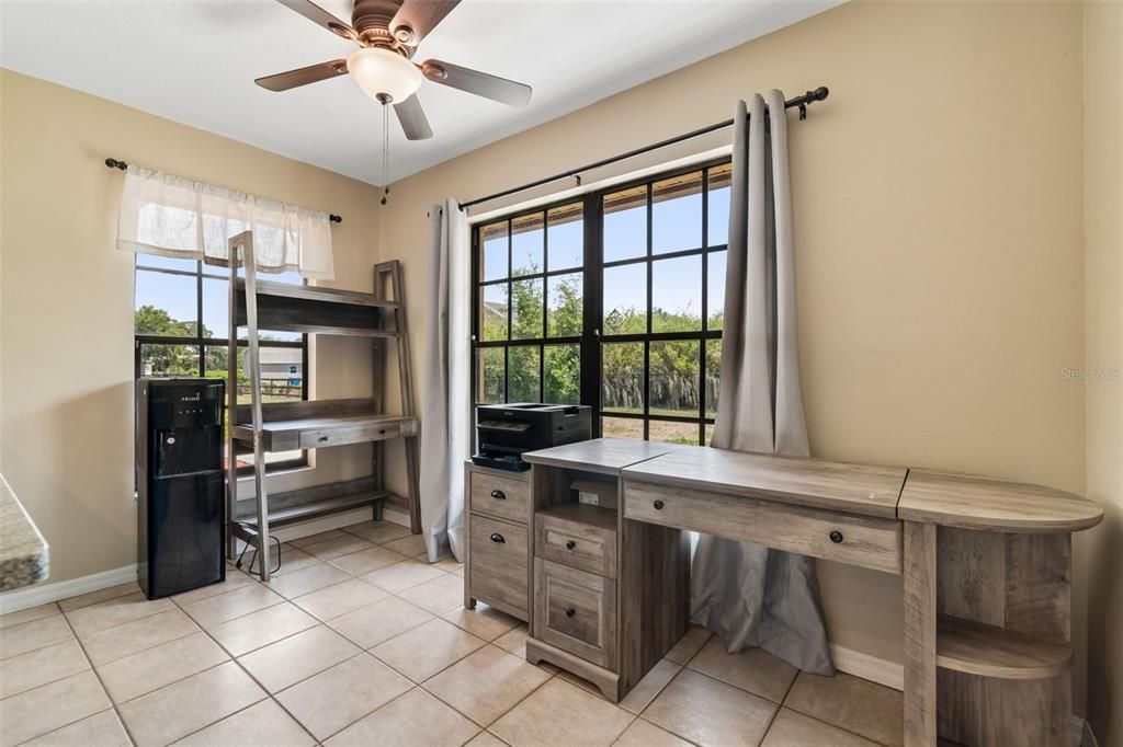 En Venta: $585,000 (3 camas, 2 baños, 1918 Pies cuadrados)