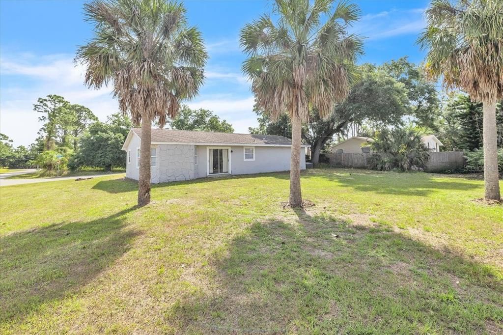 Activo con contrato: $195,000 (2 camas, 2 baños, 904 Pies cuadrados)
