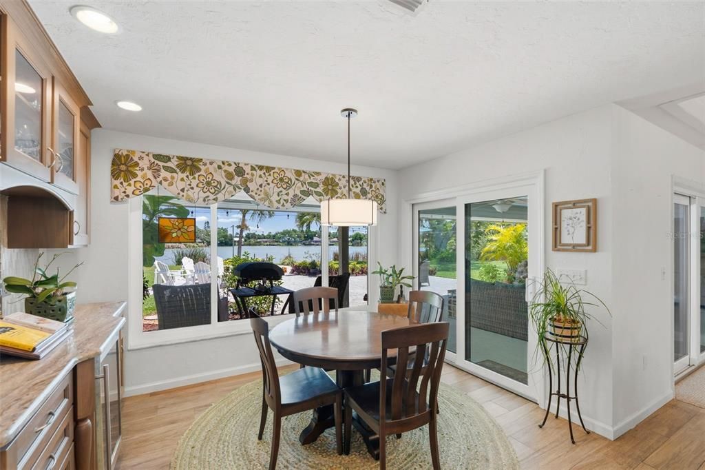 For Sale: $989,900 (4 beds, 2 baths, 2537 Square Feet)