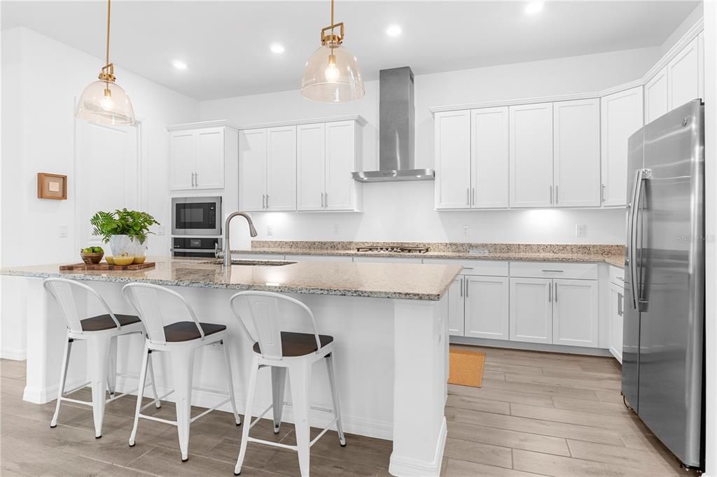 For Sale: $584,000 (3 beds, 3 baths, 2224 Square Feet)