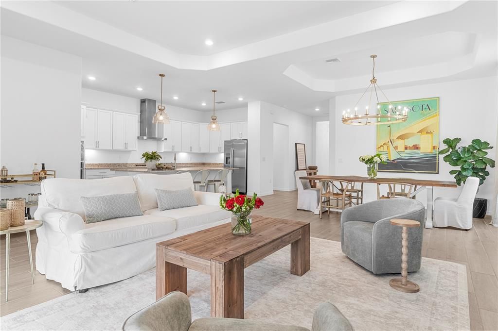 For Sale: $584,000 (3 beds, 3 baths, 2224 Square Feet)