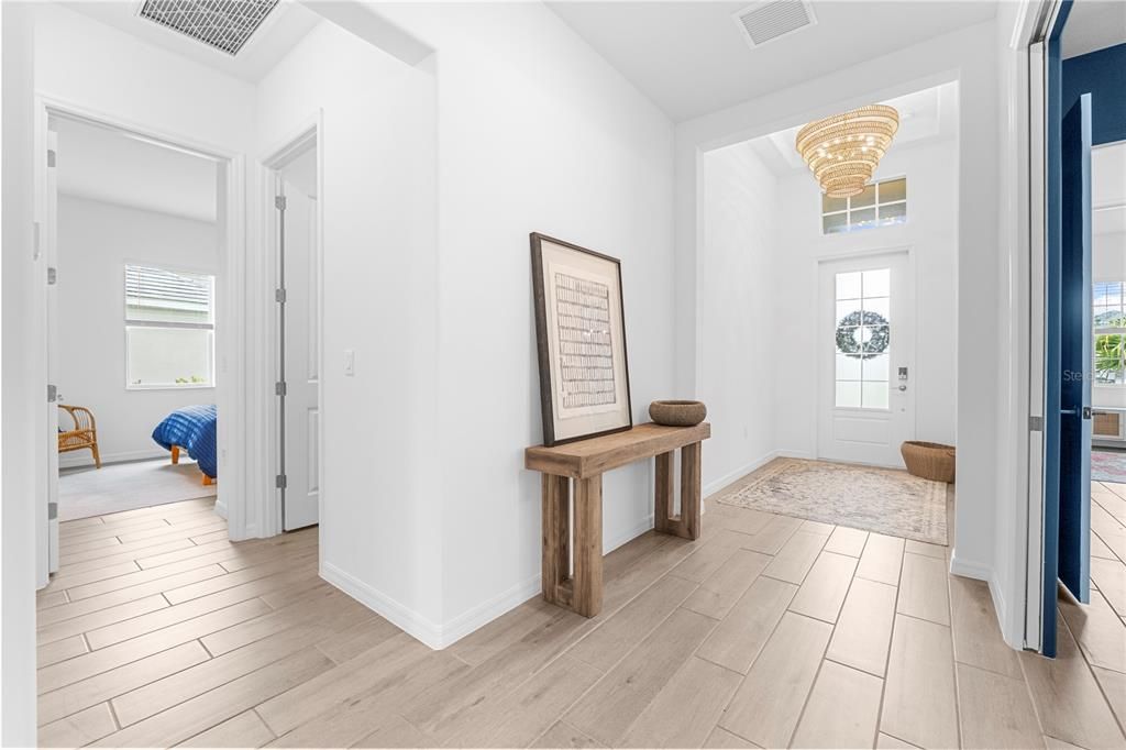 For Sale: $584,000 (3 beds, 3 baths, 2224 Square Feet)
