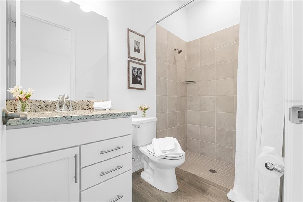 For Sale: $584,000 (3 beds, 3 baths, 2224 Square Feet)