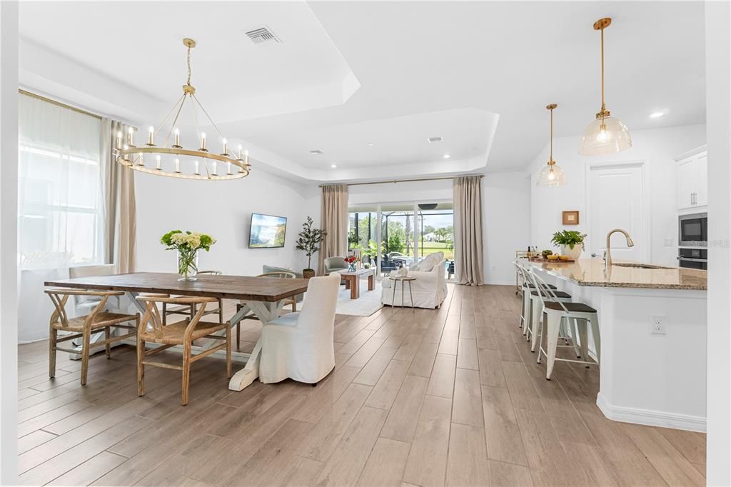For Sale: $584,000 (3 beds, 3 baths, 2224 Square Feet)