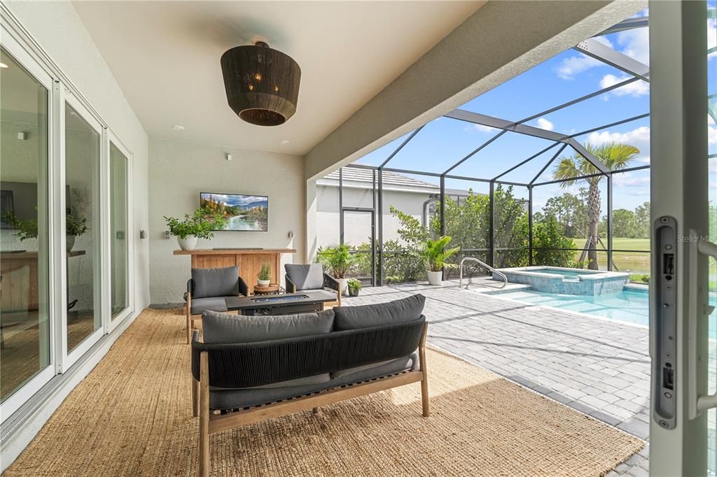 For Sale: $584,000 (3 beds, 3 baths, 2224 Square Feet)
