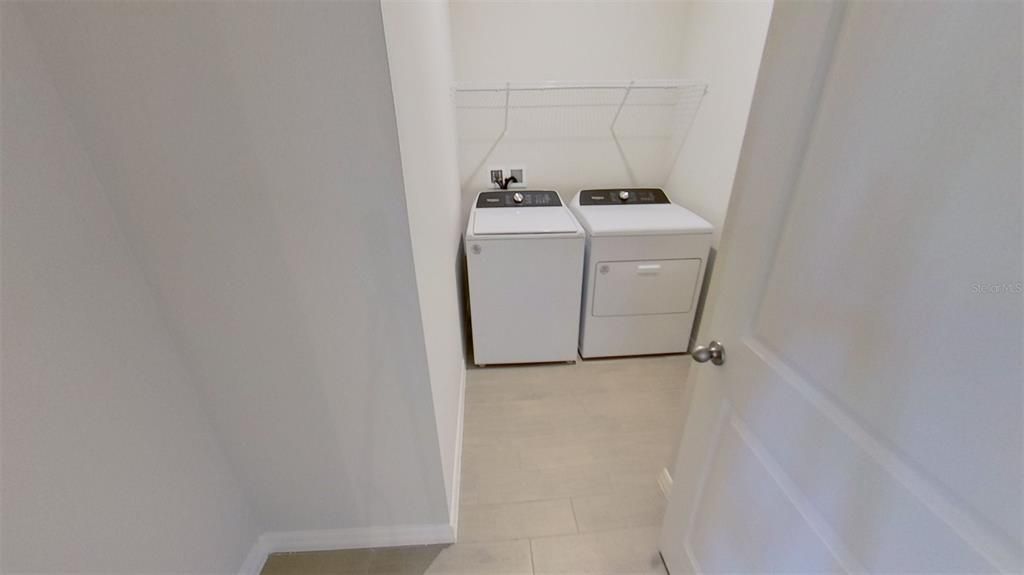 For Rent: $2,350 (3 beds, 2 baths, 1293 Square Feet)