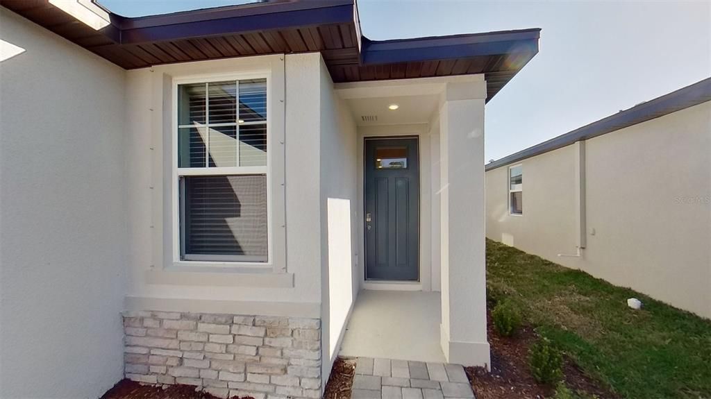 For Rent: $2,350 (3 beds, 2 baths, 1293 Square Feet)
