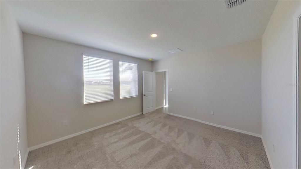 For Rent: $2,350 (3 beds, 2 baths, 1293 Square Feet)