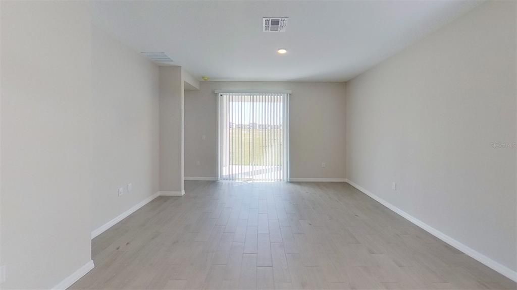For Rent: $2,350 (3 beds, 2 baths, 1293 Square Feet)