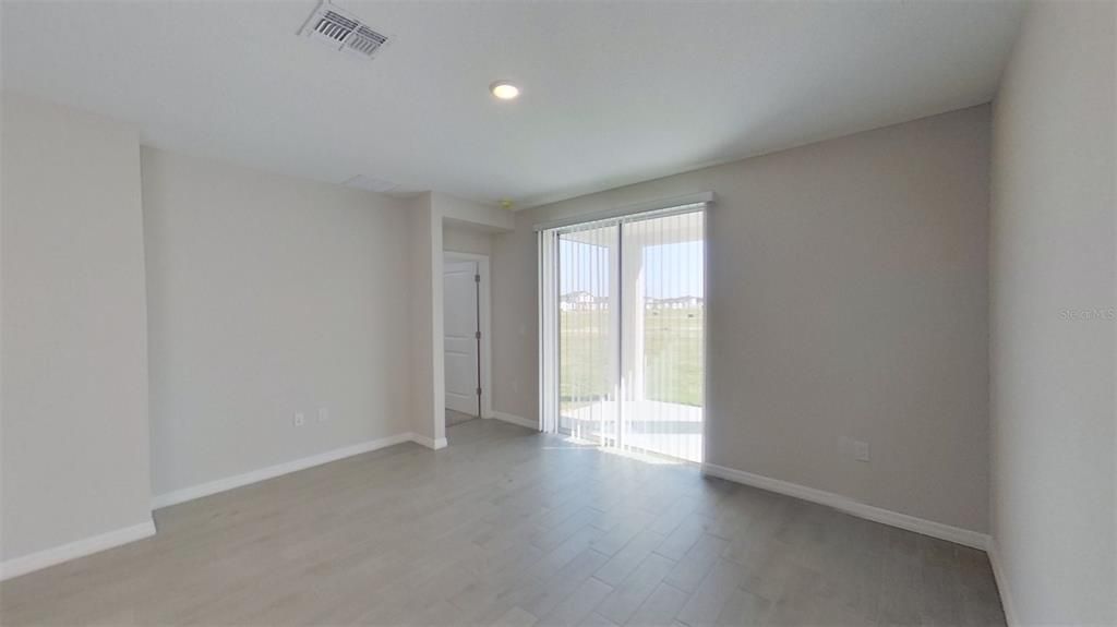 For Rent: $2,350 (3 beds, 2 baths, 1293 Square Feet)