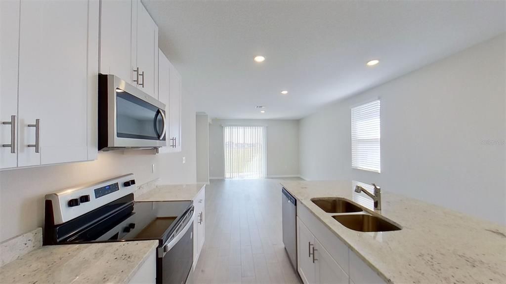 For Rent: $2,350 (3 beds, 2 baths, 1293 Square Feet)