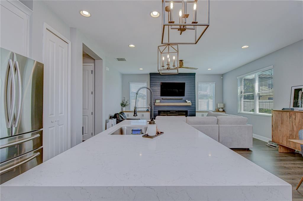For Sale: $415,000 (3 beds, 2 baths, 2190 Square Feet)