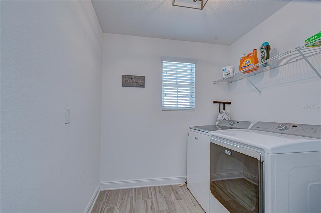 For Sale: $415,000 (3 beds, 2 baths, 2190 Square Feet)