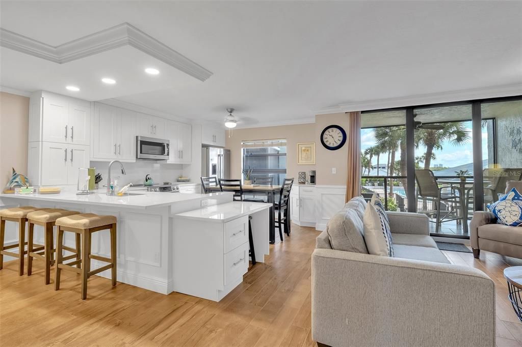 For Sale: $484,999 (1 beds, 1 baths, 809 Square Feet)