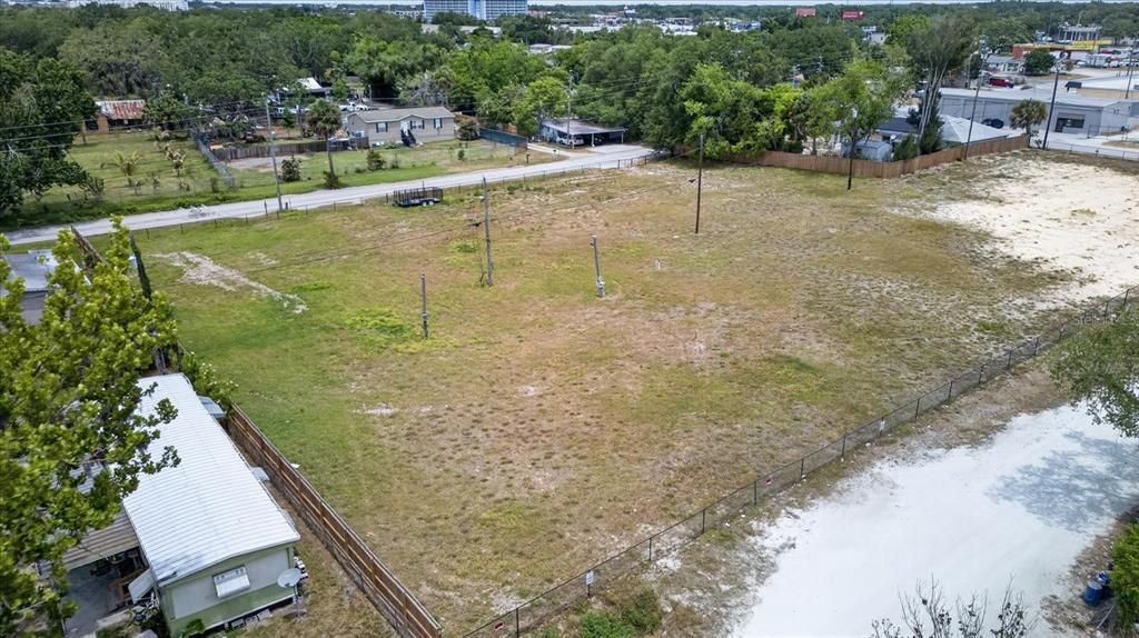 En Venta: $250,000 (1.67 acres)
