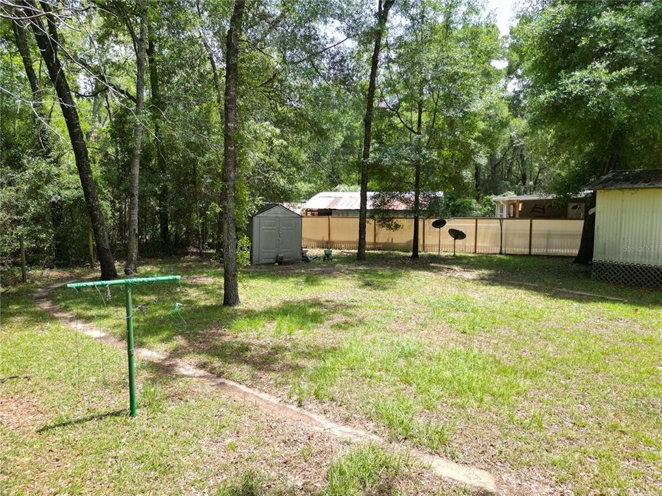 For Sale: $69,000 (2 beds, 2 baths, 924 Square Feet)
