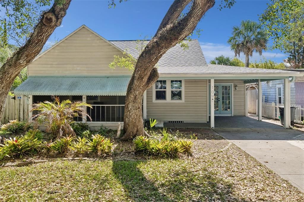 For Rent: $5,450 (5 beds, 2 baths, 1654 Square Feet)