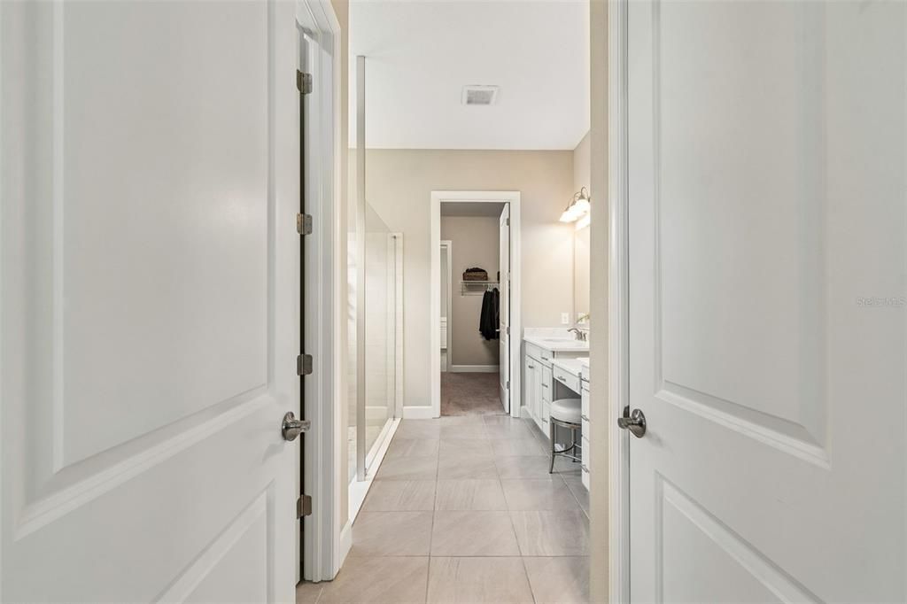 For Sale: $539,900 (3 beds, 2 baths, 2201 Square Feet)