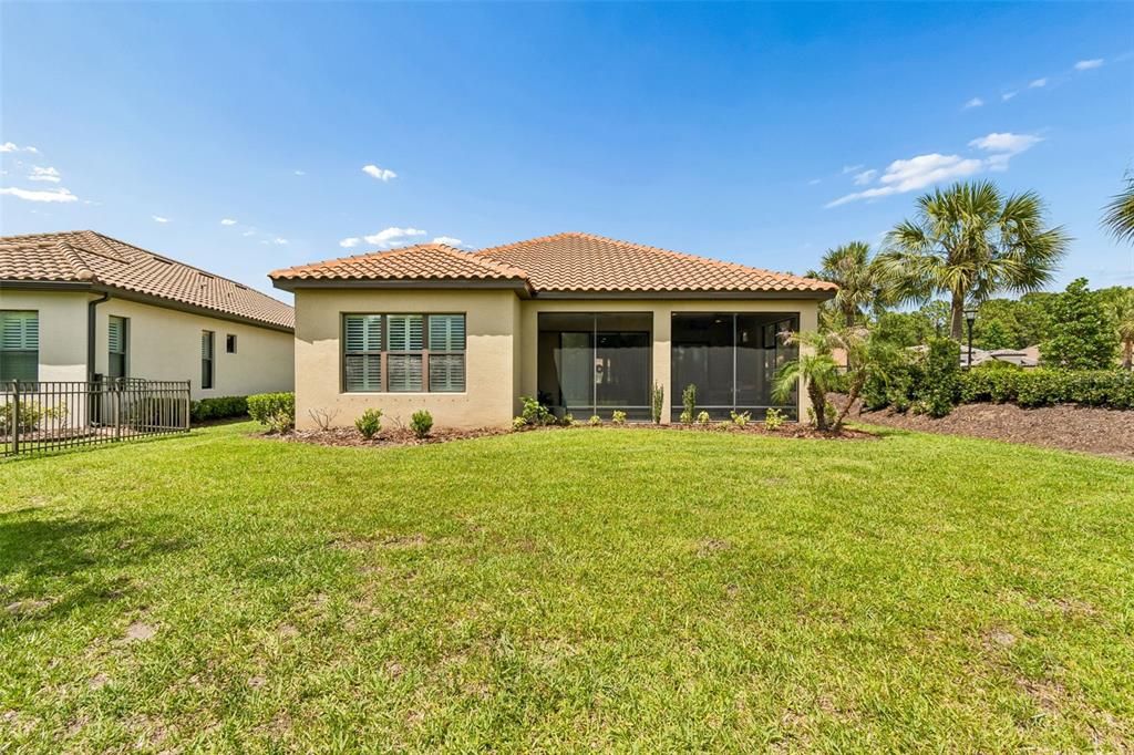 For Sale: $539,900 (3 beds, 2 baths, 2201 Square Feet)