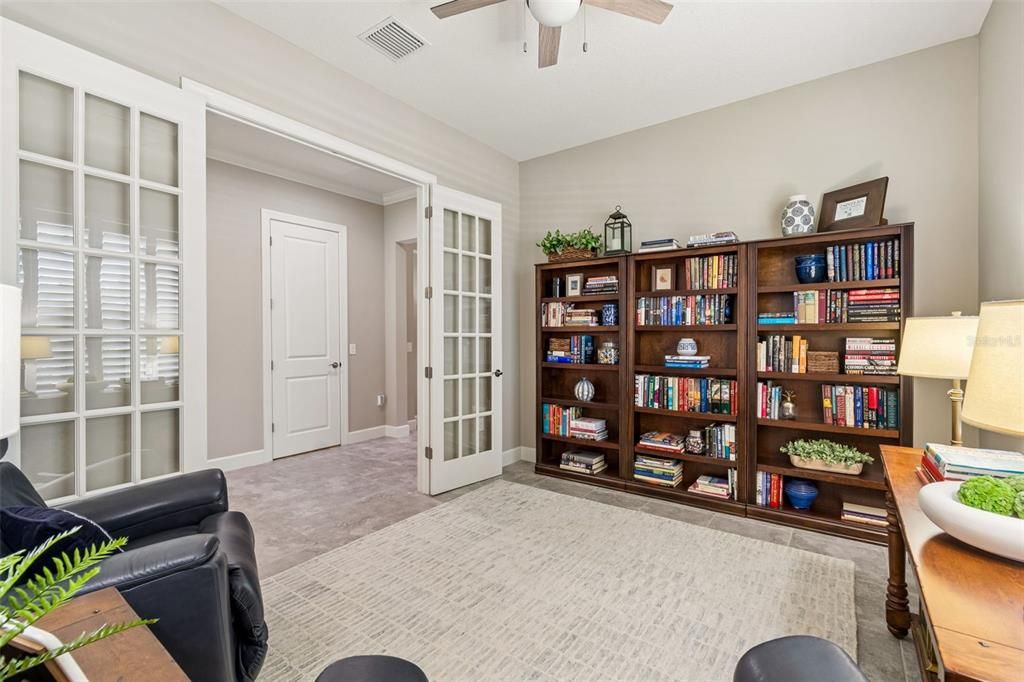 For Sale: $539,900 (3 beds, 2 baths, 2201 Square Feet)