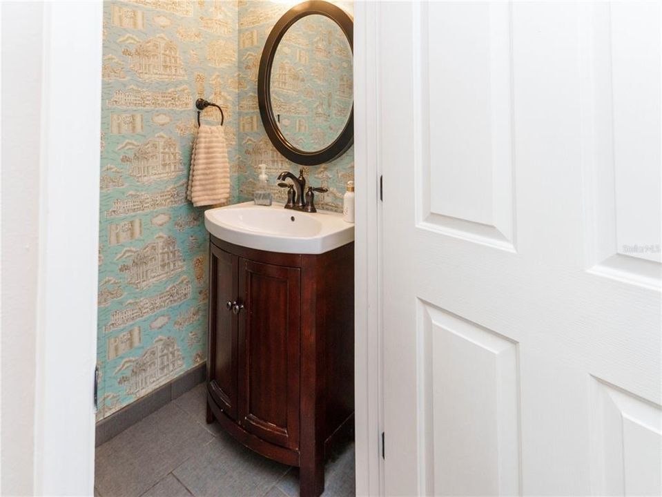 Active With Contract: $995,000 (4 beds, 2 baths, 2046 Square Feet)