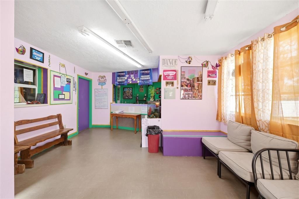 En Venta: $315,000 (0 camas, 0 baños, 2650 Pies cuadrados)