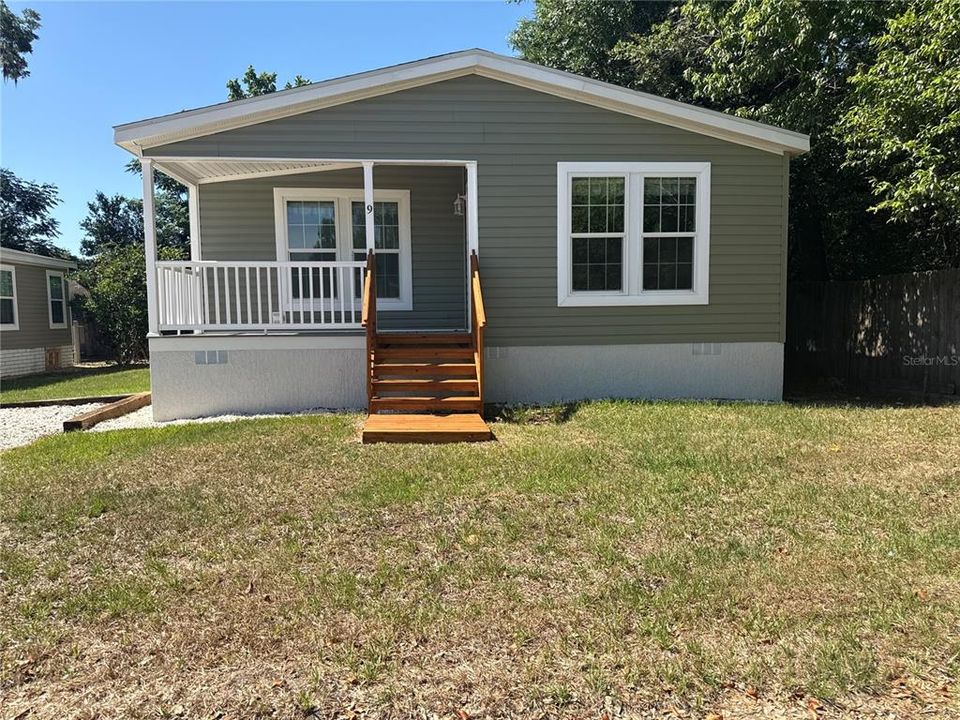 Recently Rented: $1,395 (3 beds, 2 baths, 1207 Square Feet)