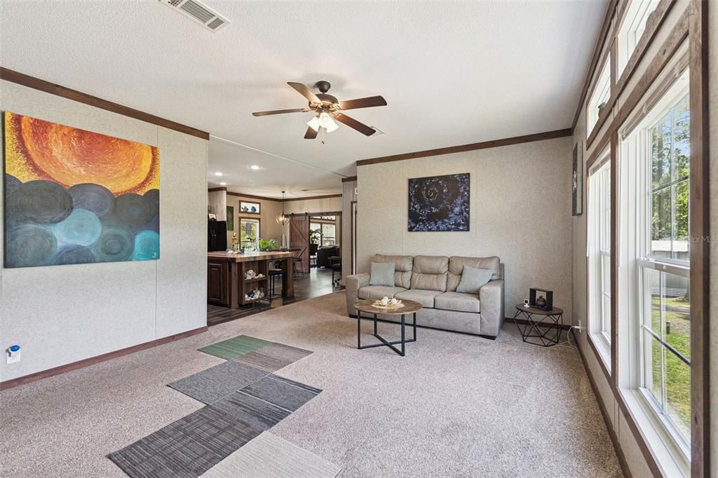 For Sale: $369,000 (5 beds, 3 baths, 2400 Square Feet)
