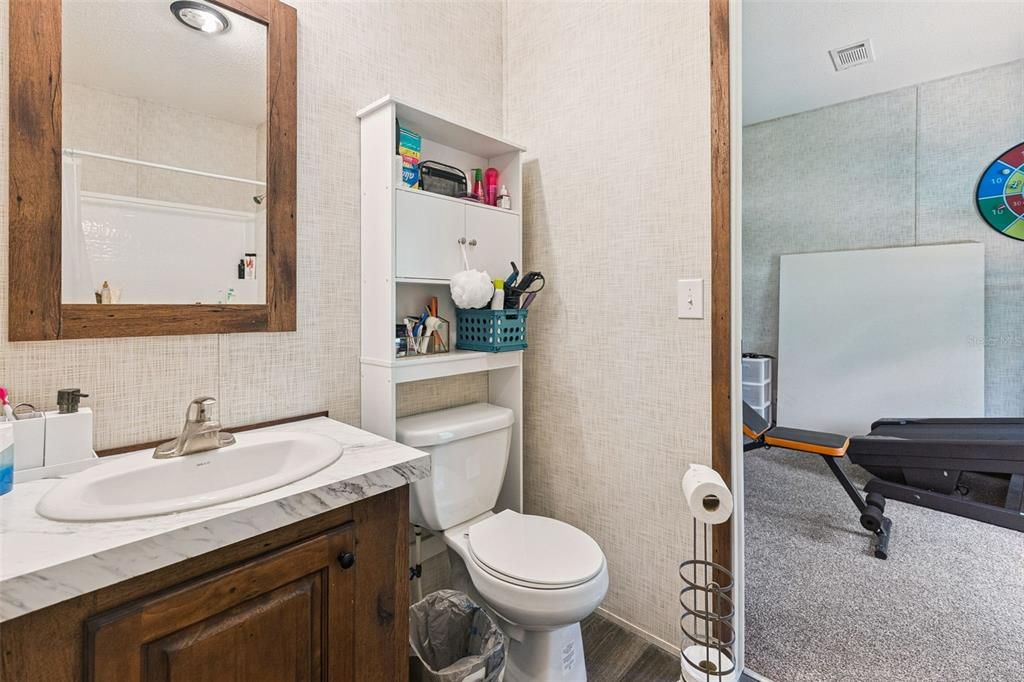 For Sale: $369,000 (5 beds, 3 baths, 2400 Square Feet)