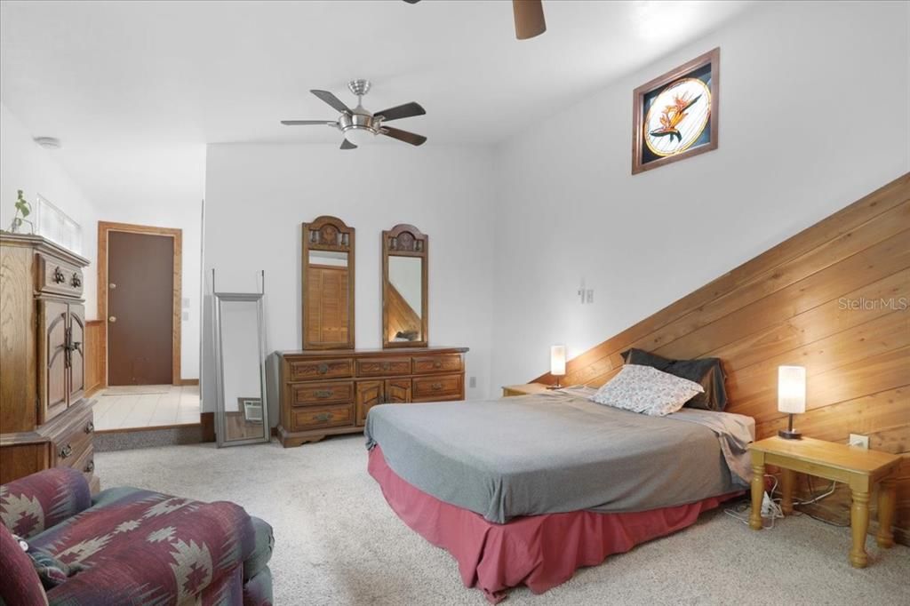 For Sale: $649,900 (4 beds, 4 baths, 3958 Square Feet)