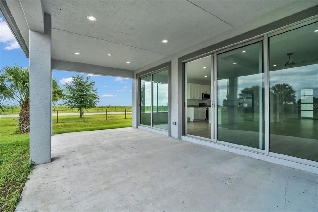 For Sale: $470,000 (4 beds, 2 baths, 2113 Square Feet)