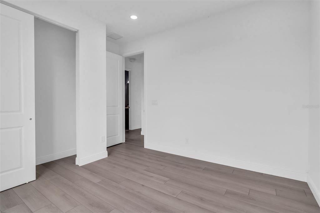 For Sale: $470,000 (4 beds, 2 baths, 2113 Square Feet)