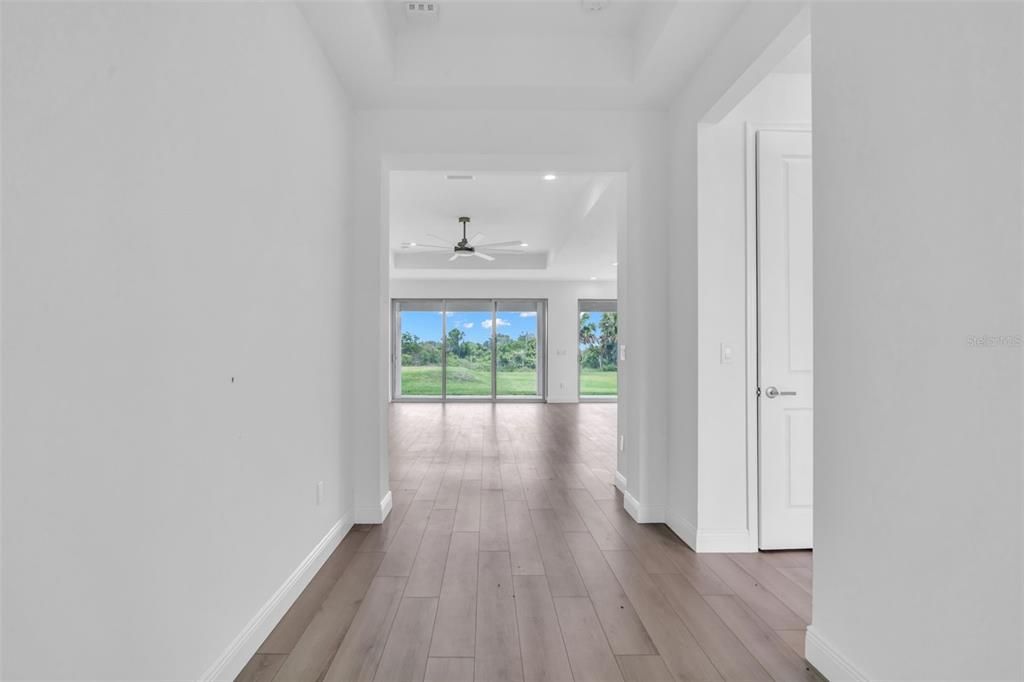 For Sale: $470,000 (4 beds, 2 baths, 2113 Square Feet)