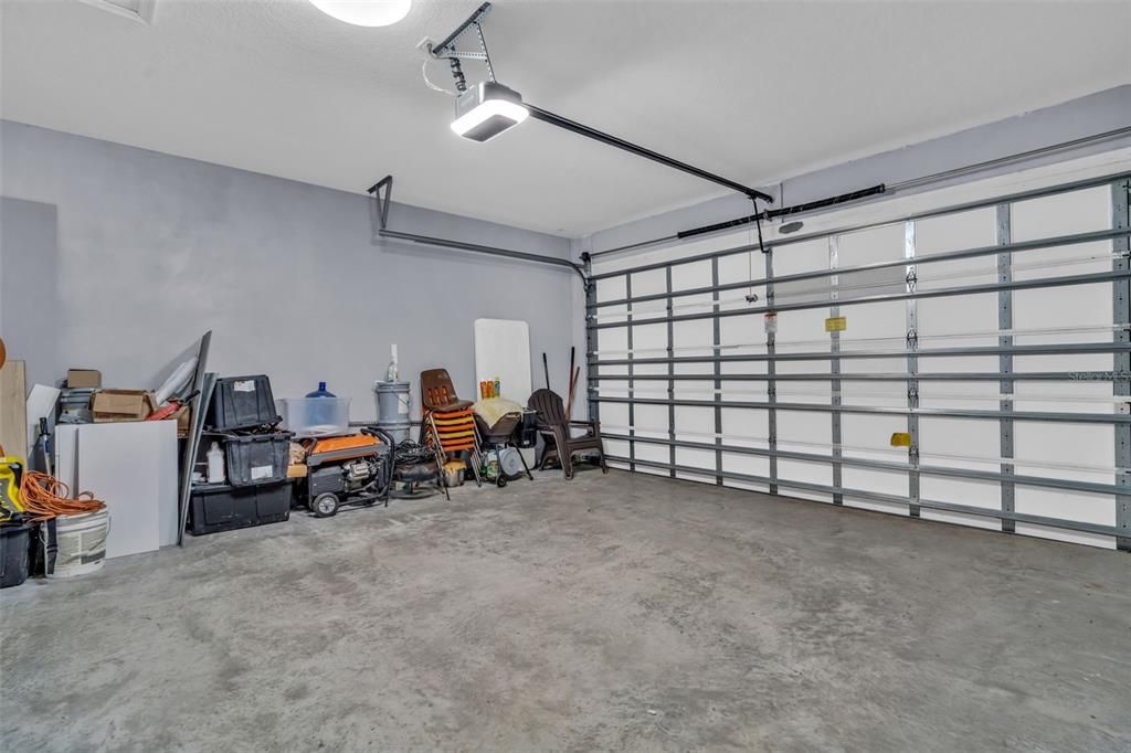 For Sale: $470,000 (4 beds, 2 baths, 2113 Square Feet)