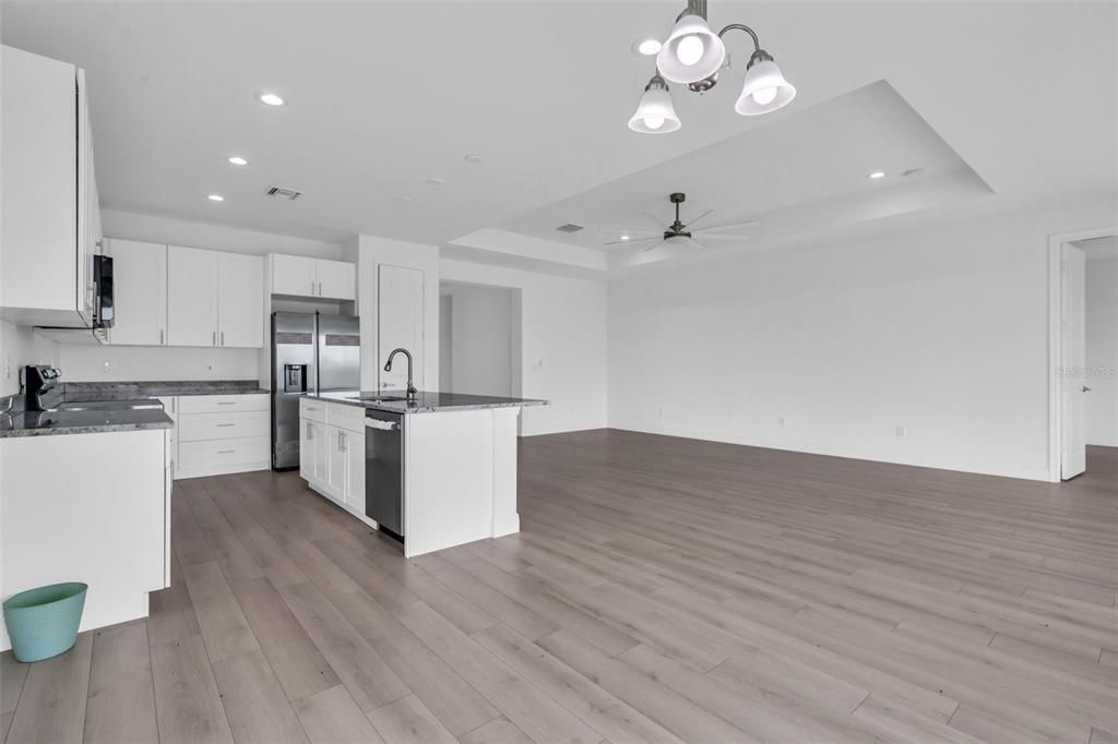 For Sale: $470,000 (4 beds, 2 baths, 2113 Square Feet)