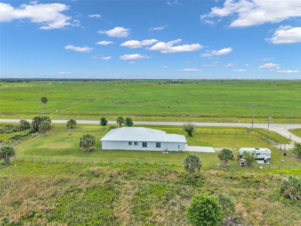 For Sale: $470,000 (4 beds, 2 baths, 2113 Square Feet)